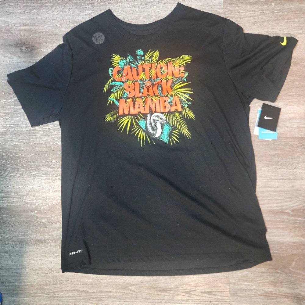 NIKE  BLACK MAMBA KOBE BYRANT NEW TEE SHIRT MENS XXL DRI-FIT RARE